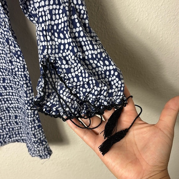 J. Crew Peasant Boho Style Tassel Details Vneck Top Blouse Blue White size 8 - Picture 4 of 9